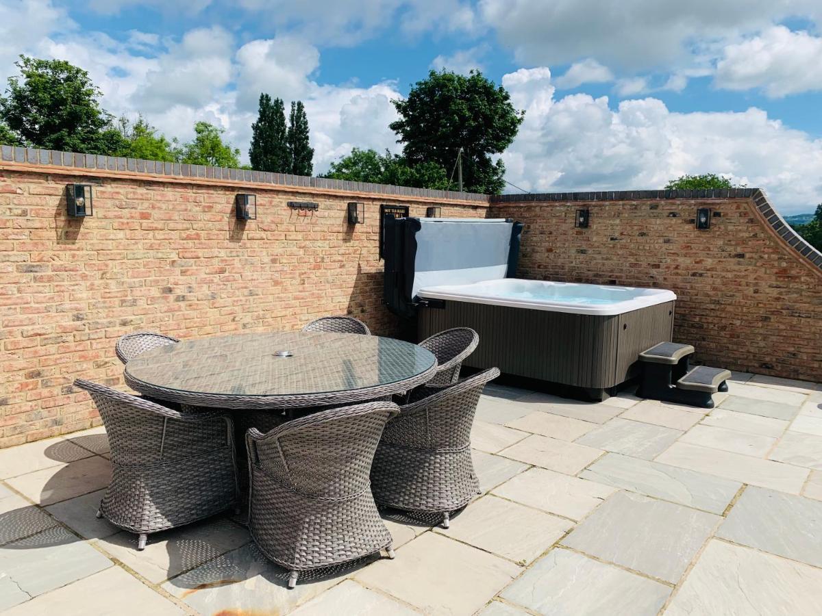 Holiday home Luxury Boutique Country With Hot Tub York